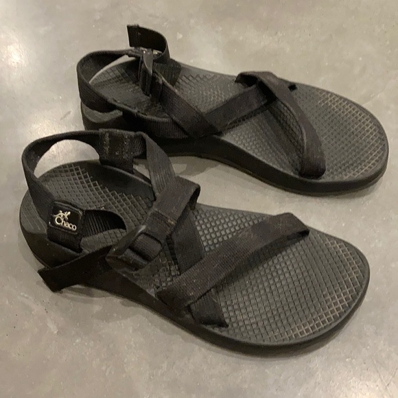 Chaco Shoes - EUC Black Chacos